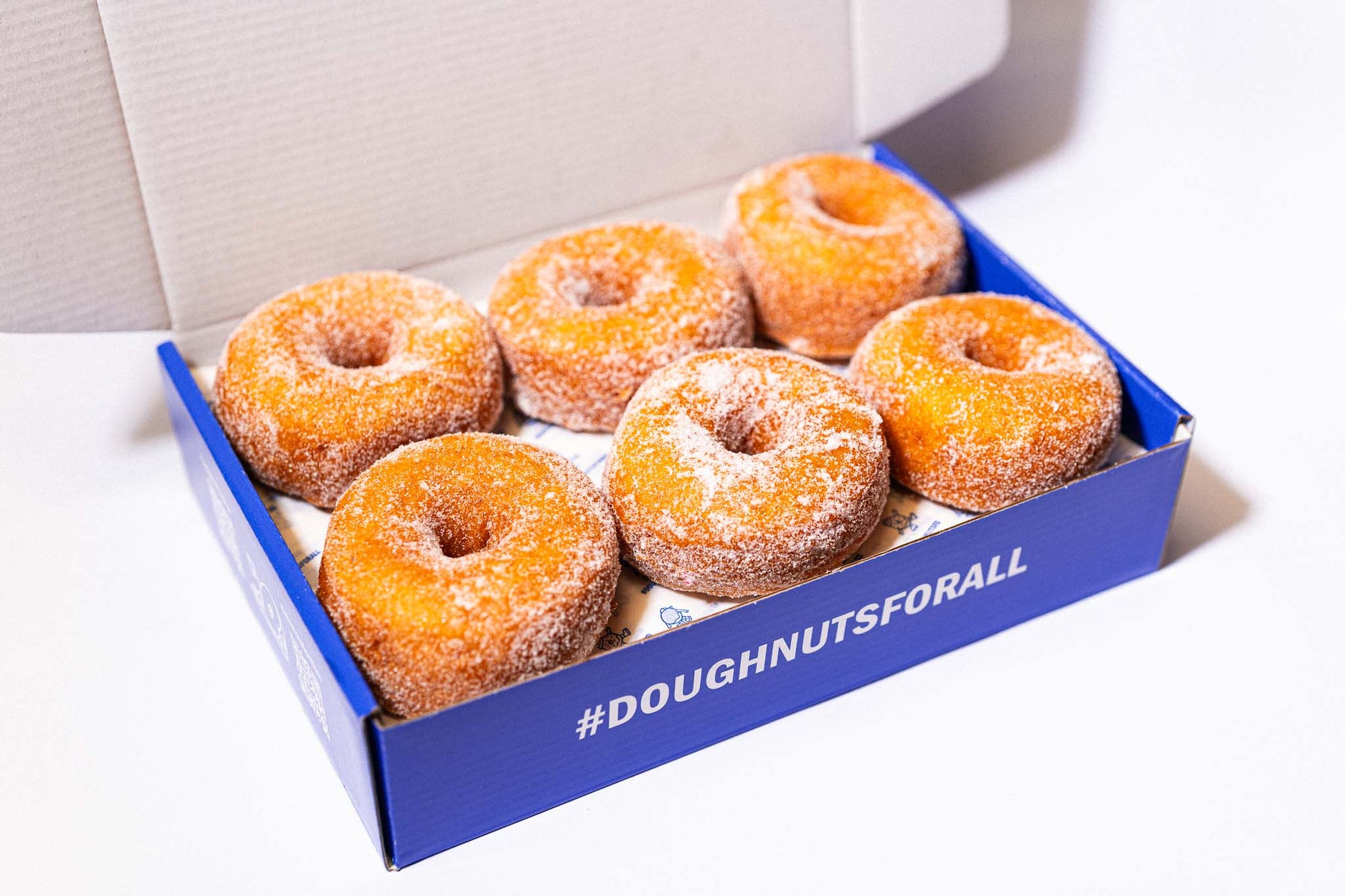 Gluten- and oat-free vegan sugared doughnuts